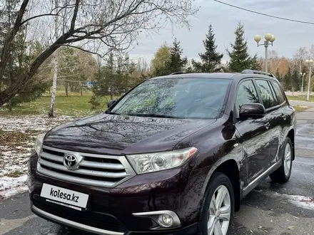 Toyota Highlander 2012 года за 10 500 000 тг. в Петропавловск – фото 3