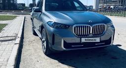 BMW X5 2024 года за 47 700 000 тг. в Астана – фото 2
