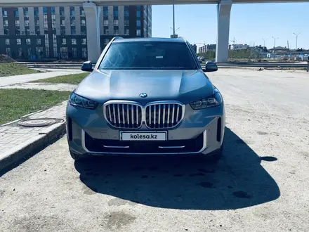 BMW X5 2024 года за 47 700 000 тг. в Астана – фото 4