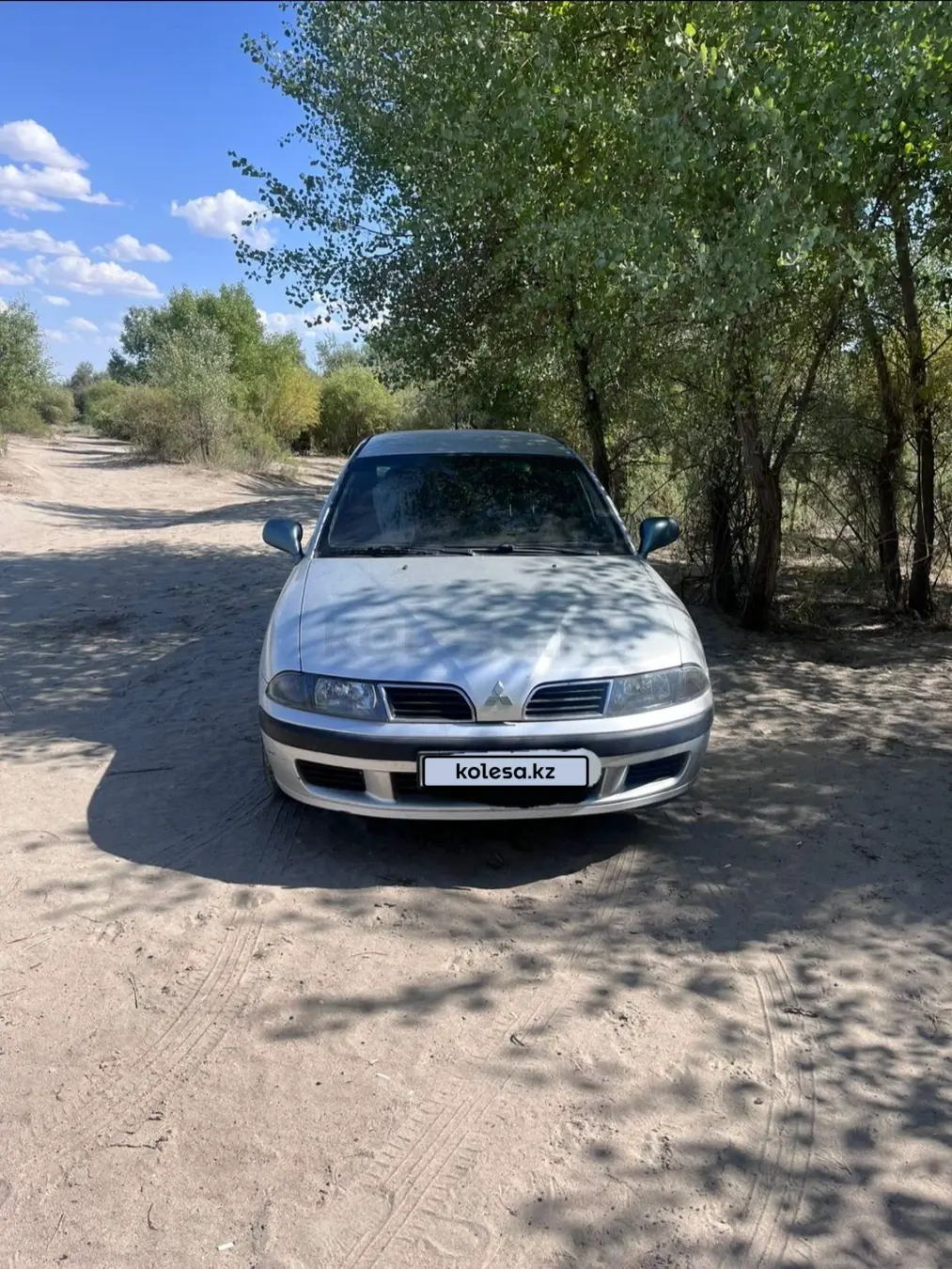 Mitsubishi Carisma, 1999