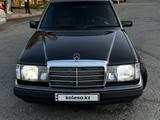 Mercedes-Benz E 230 1992 года за 2 100 000 тг. в Алматы