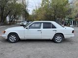 Mercedes-Benz E 230 1990 года за 1 450 000 тг. в Караганда – фото 2