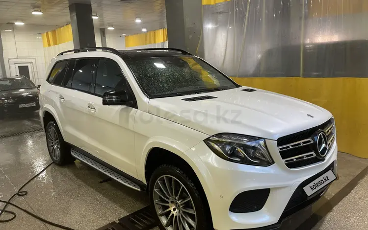 Mercedes-Benz GLS 400 2018 года за 39 990 000 тг. в Астана