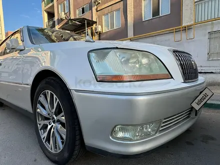 Toyota Crown Majesta 2001 года за 3 800 000 тг. в Атырау