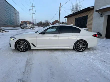 BMW 530 2021 года за 20 850 000 тг. в Караганда – фото 12