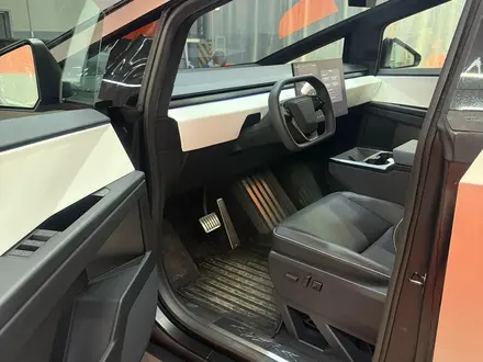 Tesla Cybertruck 2025 года за 95 000 000 тг. в Астана – фото 10