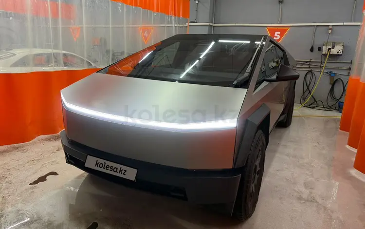 Tesla Cybertruck 2025 годаfor95 000 000 тг. в Астана