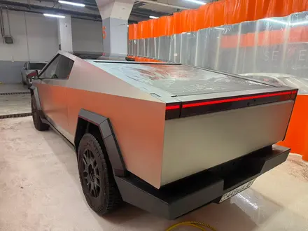 Tesla Cybertruck 2025 года за 95 000 000 тг. в Астана – фото 8