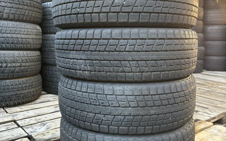 Dunlop Winter Maxx SJ8 215/60R17 96Q за 120 000 тг. в Алматы