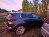 Kia Sportage 2018 года за 7 700 000 тг. в Актобе – фото 3