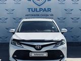 Toyota Camry 2019 года за 12 800 000 тг. в Актау