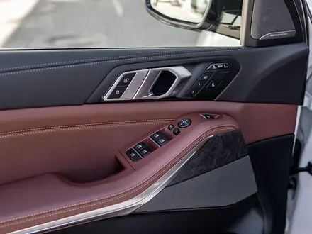 BMW X7 XDrive 40i 2025 года за 80 186 286 тг. в Астана – фото 4