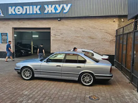 BMW 520 1994 года за 2 550 000 тг. в Шымкент