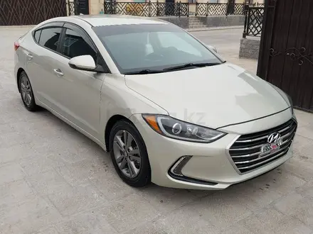 Hyundai Elantra 2018 года за 4 800 000 тг. в Актау