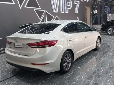 Hyundai Elantra 2018 года за 4 800 000 тг. в Актау – фото 7