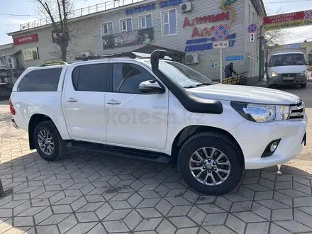 Toyota Hilux 2017 года за 16 500 000 тг. в Уральск – фото 8