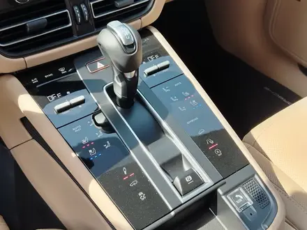 Porsche Macan T 2026 года за 61 530 000 тг. в Алматы – фото 7