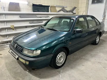 Volkswagen Passat 1995 года за 660 000 тг. в Алматы – фото 9