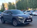 Lexus RX 200t 2017 года за 16 750 000 тг. в Астана