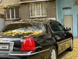 Lincoln Town Car 2002 года за 3 550 000 тг. в Алматы – фото 5