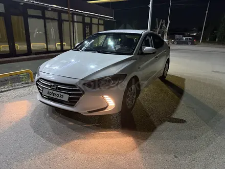 Hyundai Elantra 2017 года за 6 500 000 тг. в Алматы