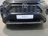 Toyota RAV4 Prestige 2023 года за 20 190 000 тг. в Актобе – фото 3