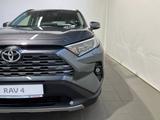 Toyota RAV4 Prestige 2023 годаfor20 190 000 тг. в Актобе – фото 4