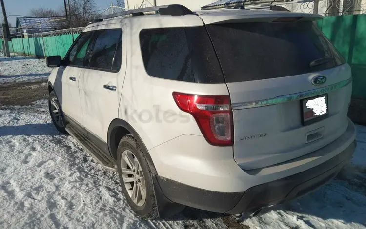 Ford Explorer 2014 годаfor11 300 000 тг. в Кордай