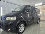 Volkswagen Multivan 2004 года за 8 800 000 тг. в Петропавловск – фото 2