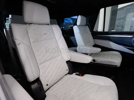 Cadillac Escalade Premium Luxury Platinum 2026 года за 107 180 000 тг. в Шымкент – фото 8