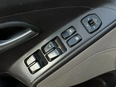 Hyundai Tucson 2013 года за 5 800 000 тг. в Актобе – фото 16