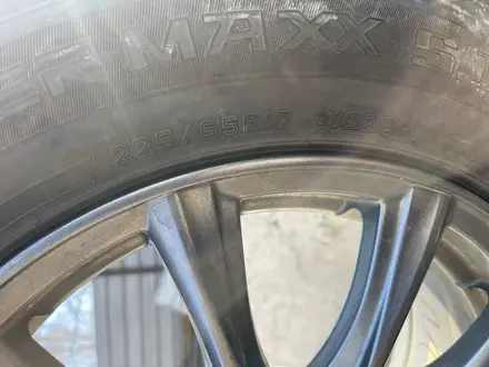 Диски в месте с Зимней резиной 225/65R17 за 1 000 тг. в Алматы – фото 2