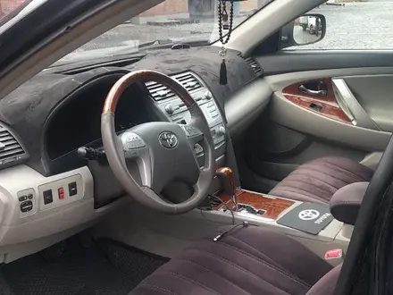 Toyota Camry 2007 года за 6 500 000 тг. в Усть-Каменогорск – фото 2