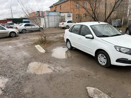 ВАЗ (Lada) Granta 2190 2018 года за 3 500 000 тг. в Астана – фото 3