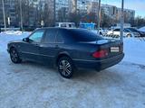 Mercedes-Benz E 300 1997 года за 2 450 000 тг. в Уральск – фото 2