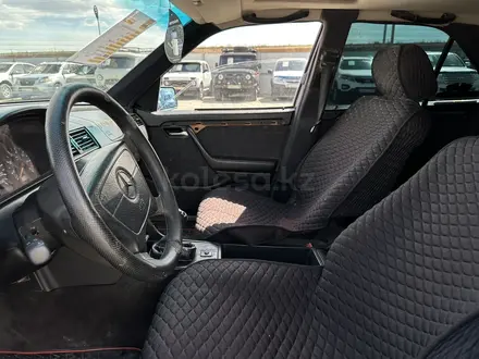 Mercedes-Benz C 180 1995 года за 1 000 000 тг. в Атырау – фото 11
