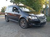 Volkswagen Touran 2007 года за 3 800 000 тг. в Павлодар