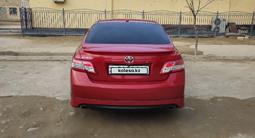 Toyota Camry 2010 года за 3 500 000 тг. в Жанаозен – фото 2