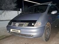 Volkswagen Sharan 1997 годаүшін1 900 000 тг. в Актобе