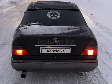 Mercedes-Benz E 200 1993 года за 1 500 000 тг. в Астана – фото 9