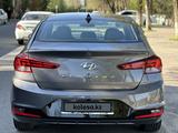 Hyundai Elantra 2019 года за 8 250 000 тг. в Шымкент – фото 4
