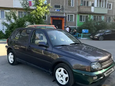 Volkswagen Golf 1993 года за 550 000 тг. в Караганда