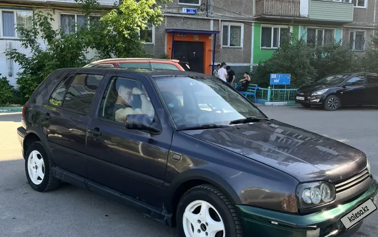 Volkswagen Golf 1993 года за 550 000 тг. в Караганда