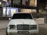 Mercedes-Benz E 200 1993 года за 2 300 000 тг. в Жезказган