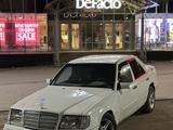 Mercedes-Benz E 200 1993 года за 2 300 000 тг. в Жезказган – фото 2