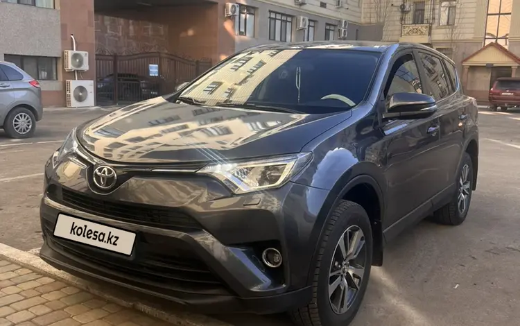 Toyota RAV4 2016 годаүшін12 000 000 тг. в Атырау