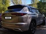Mitsubishi Outlander 2021 года за 14 900 000 тг. в Алматы – фото 2