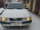 Volkswagen Passat 1995 годаүшін2 400 000 тг. в Уральск