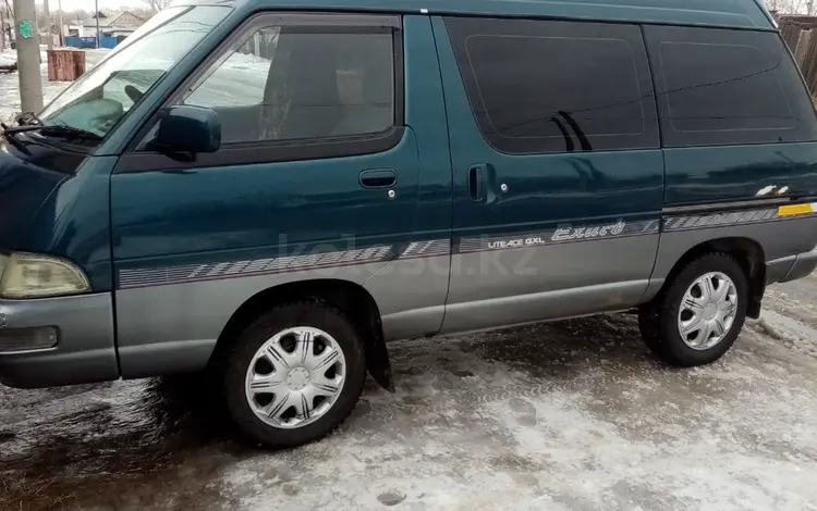 Toyota Lite Ace 1995 годаfor2 200 000 тг. в Павлодар