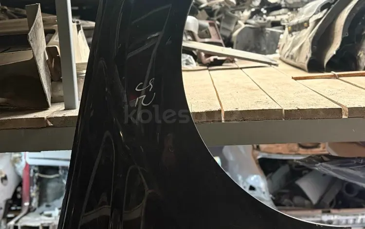 Крыло переднее правое на Mercedes-Benz W164 за 25 000 тг. в Алматы